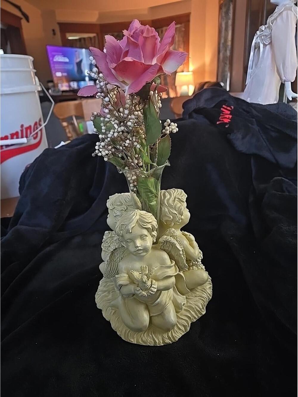 3 Angel Flower Planter (Plastic Angel) Glass Vase